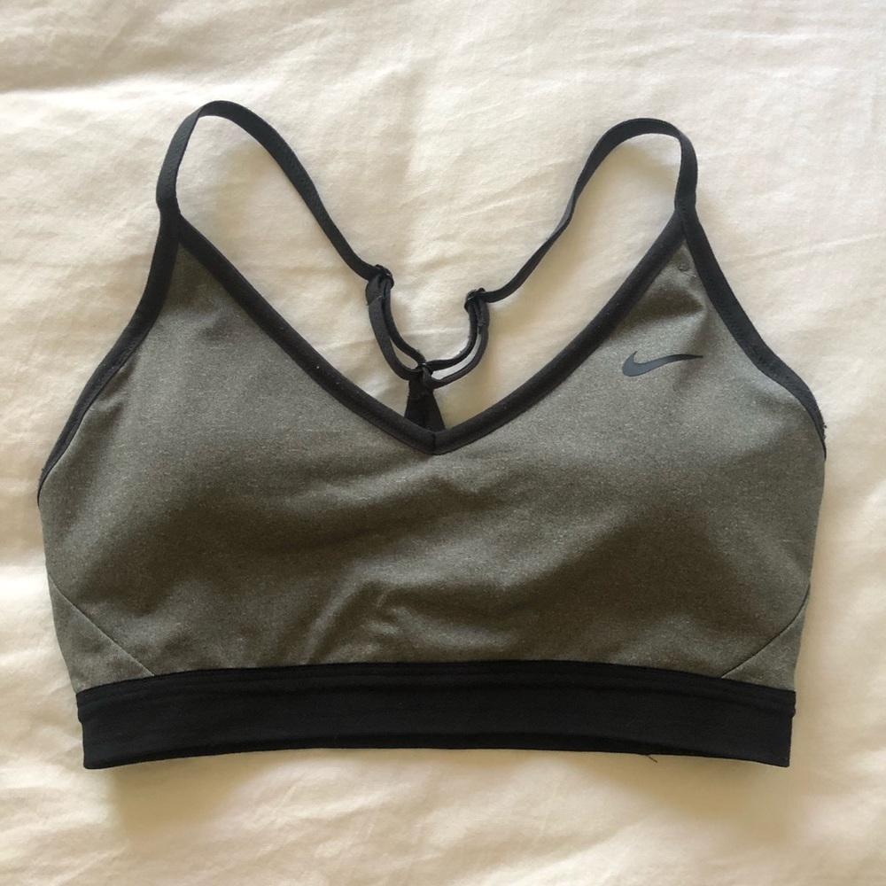 NIKE SPORTS BRA